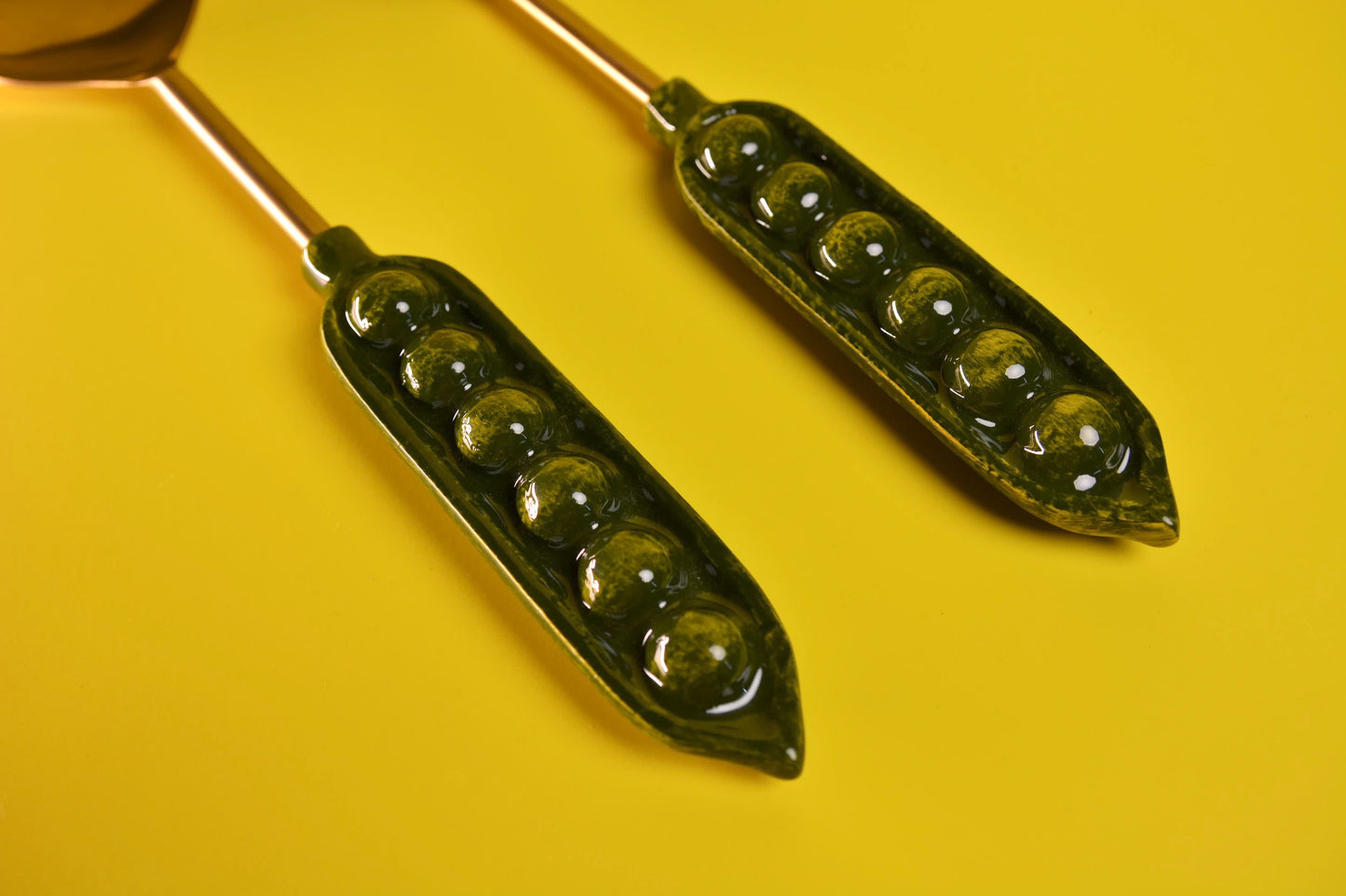 Pea in a Pod Salad Servers